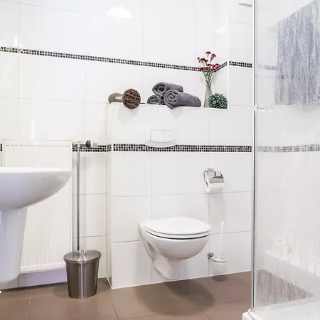 Muehlenstrasse 8 Whg 2 Апартаменты Цингст